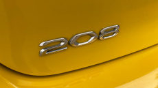 Peugeot 208 1.2 PureTech 100 Allure Premium + 5dr Petrol Hatchback